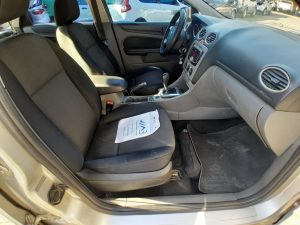 Focus Sedan 2009 h (7)