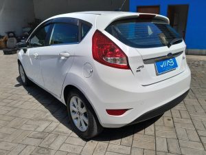 New Fiesta 2012 h (17)